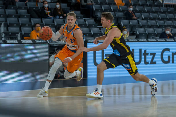 出了他的全 出了他的全